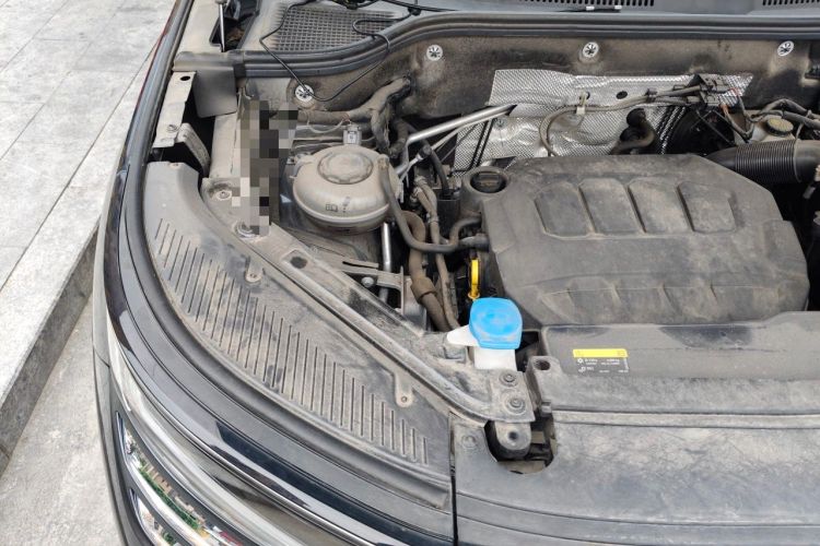 Used Volkswagen Tavendor 2024 330TSI Luxury Touring - All-Inclusive Edition Engine Bay Right