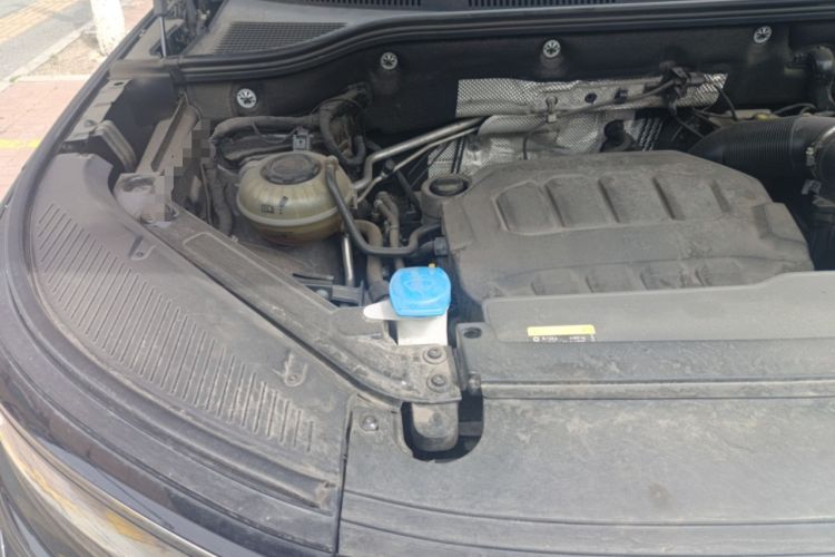 Used Volkswagen Tavendor 2024 380TSI All-Wheel Drive R-Line Cruise Edition Engine Bay Right