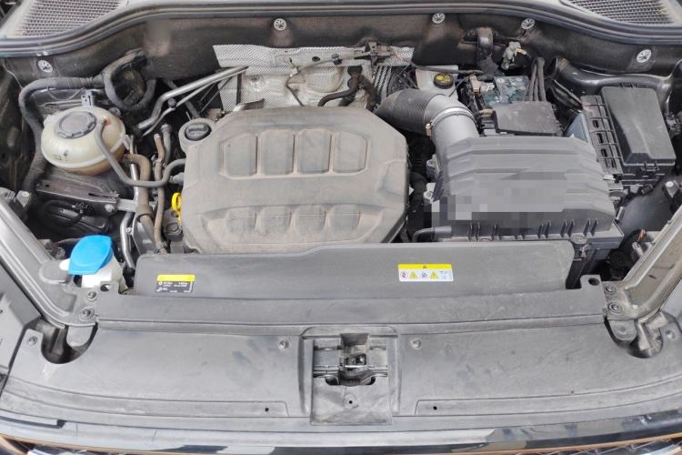 Used Volkswagen Tavendor 2024 380TSI All-Wheel Drive R-Line Cruise Edition Engine Bay