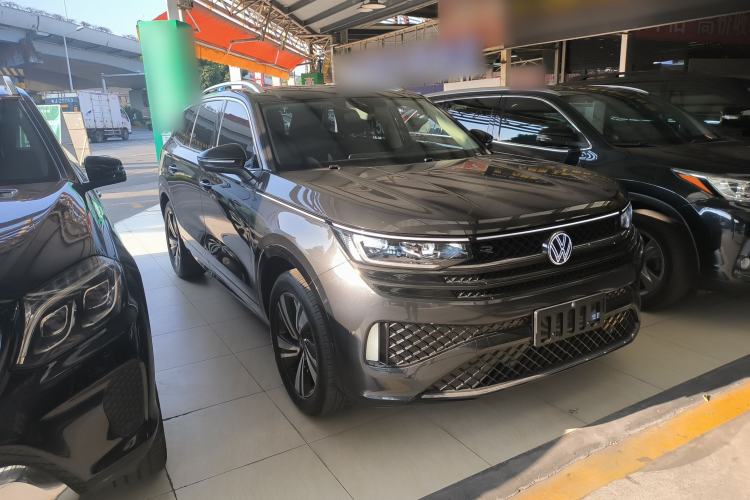 Used Volkswagen Tavendor 2024 Facelifted 380TSI All-Wheel Drive R-Line Cruise Premium Edition Exterior 2