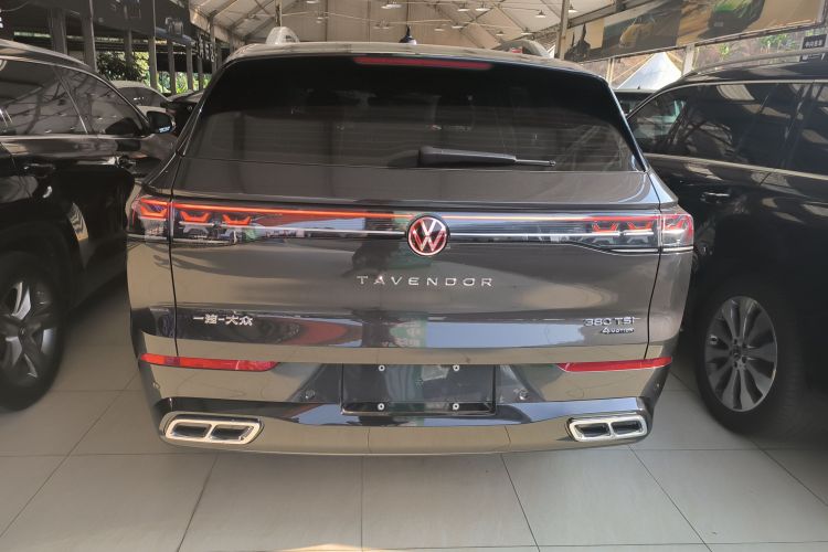 Used Volkswagen Tavendor 2024 Facelifted 380TSI All-Wheel Drive R-Line Cruise Premium Edition Exterior 4