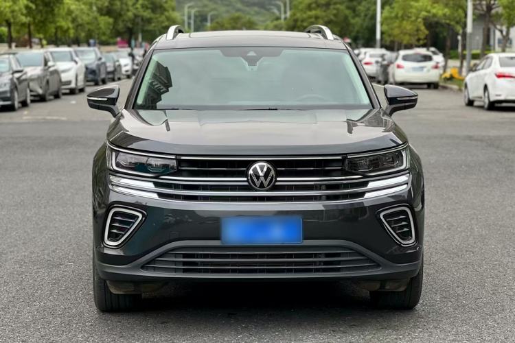 Used Volkswagen Tavendor 2024 330TSI Luxury Touring - All-Inclusive Edition Exterior 5