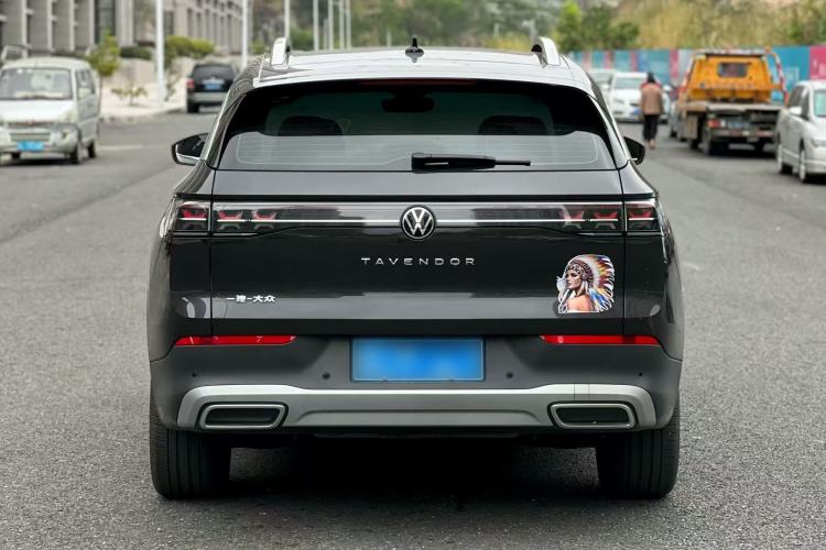Used Volkswagen Tavendor 2024 330TSI Luxury Touring - All-Inclusive Edition Exterior 8