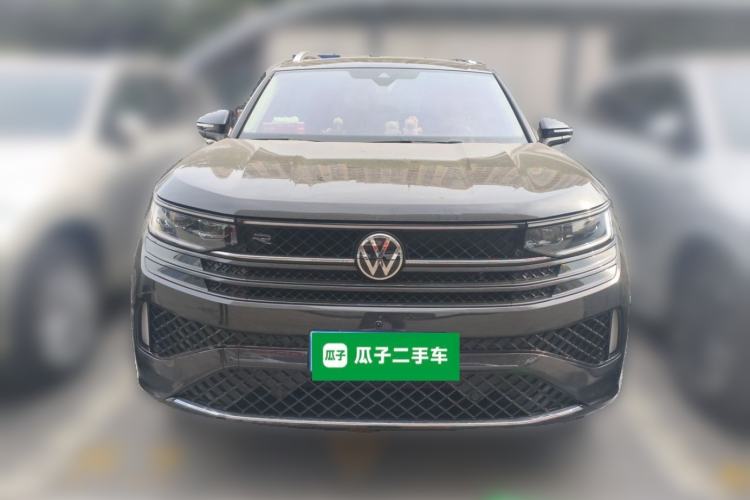Used Volkswagen Tavendor 2024 Facelifted 380TSI All-Wheel Drive R-Line Cruise Premium Edition Front