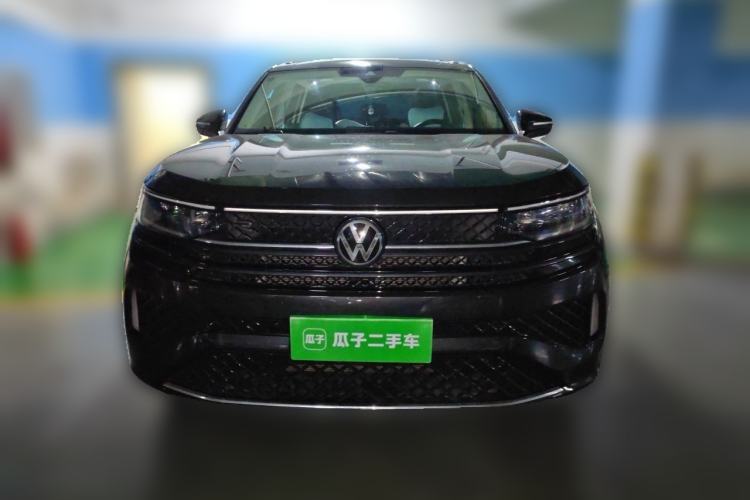 Used Volkswagen Tavendor 2024 380TSI All-Wheel Drive R-Line Cruise Edition Front