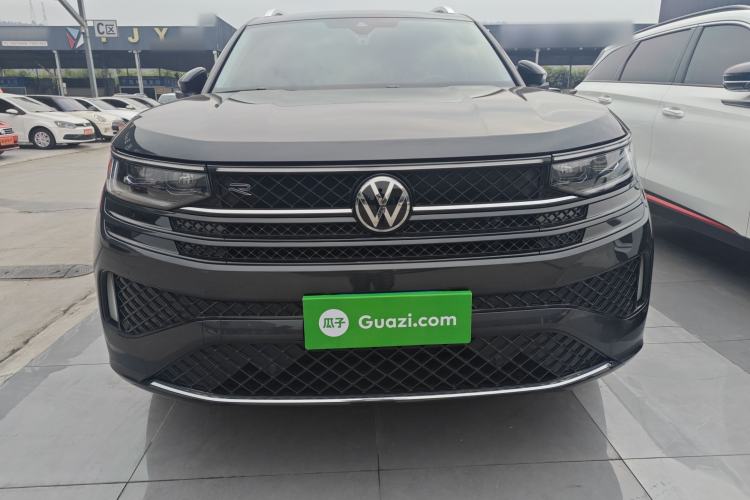 Used Volkswagen Tavendor 2024 380TSI All-Wheel Drive R-Line Cruise Edition Front