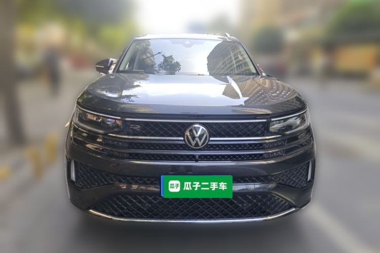 Used Volkswagen Tavendor 2024 380TSI All-Wheel Drive R-Line Cruise Edition Front