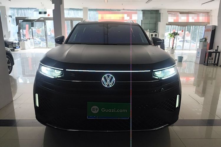 Used Volkswagen Tavendor 2024 Facelifted 380TSI All-Wheel Drive R-Line Cruise Premium Edition Front