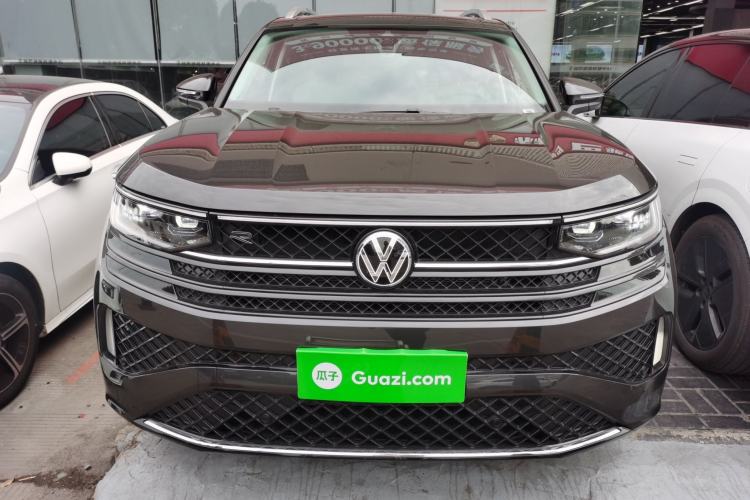 Used Volkswagen Tavendor 2024 Facelifted 380TSI All-Wheel Drive R-Line Cruise Premium Edition Front