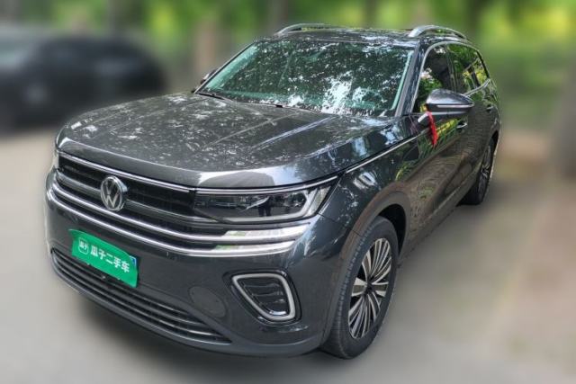Used Volkswagen Tavendor 2024 330TSI Luxury Touring - All-Inclusive Edition