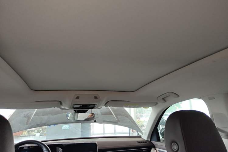 Used Volkswagen Tavendor 2024 380TSI All-Wheel Drive R-Line Cruise Edition Headliner