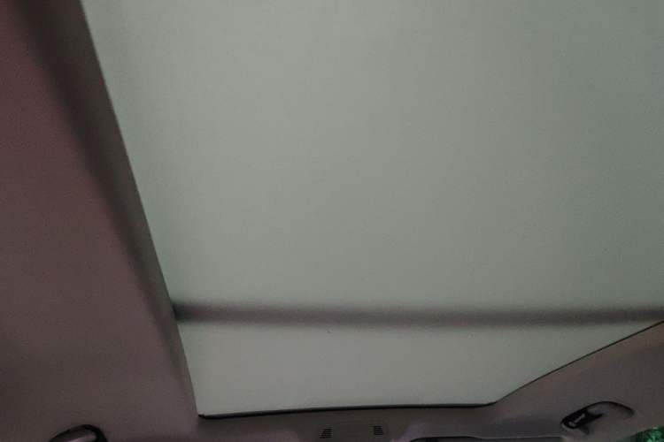 Used Volkswagen Tavendor 2024 380TSI All-Wheel-Drive R-Line Cruise Premium Edition Headliner