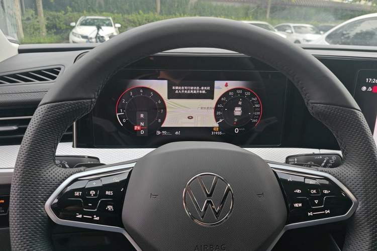 Used Volkswagen Tavendor 2024 380TSI All-Wheel Drive R-Line Cruise Edition Instrument Cluster