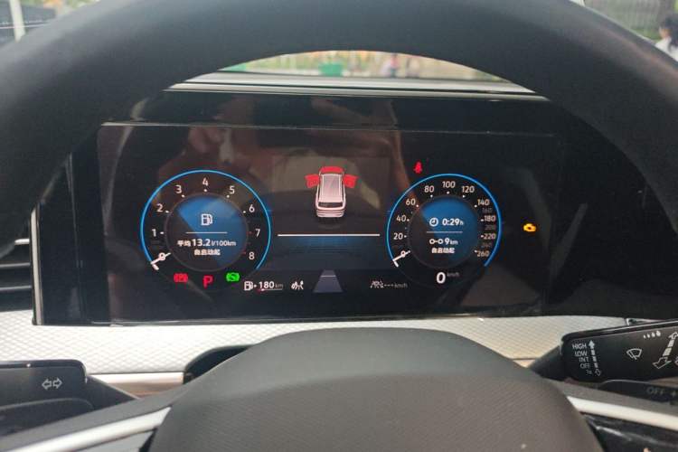 Used Volkswagen Tavendor 2024 380TSI All-Wheel-Drive R-Line Journey Shared Enjoyment Model Instrument Cluster