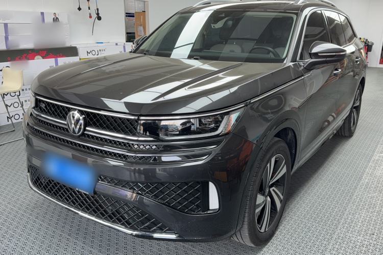 Used Volkswagen Tavendor 2024 380TSI All-Wheel-Drive R-Line Cruise Premium Edition Guazi used car, China used car export, Used car for sale, Used  cars, Cheapest cars for sale
