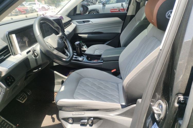 Used Volkswagen Tavendor 2024 380TSI All-Wheel Drive R-Line Cruise Edition Left Front Seat
