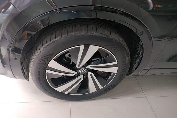 Used Volkswagen Tavendor 2024 380TSI All-Wheel-Drive R-Line Cruise Premium Edition Left Front Wheel Hub