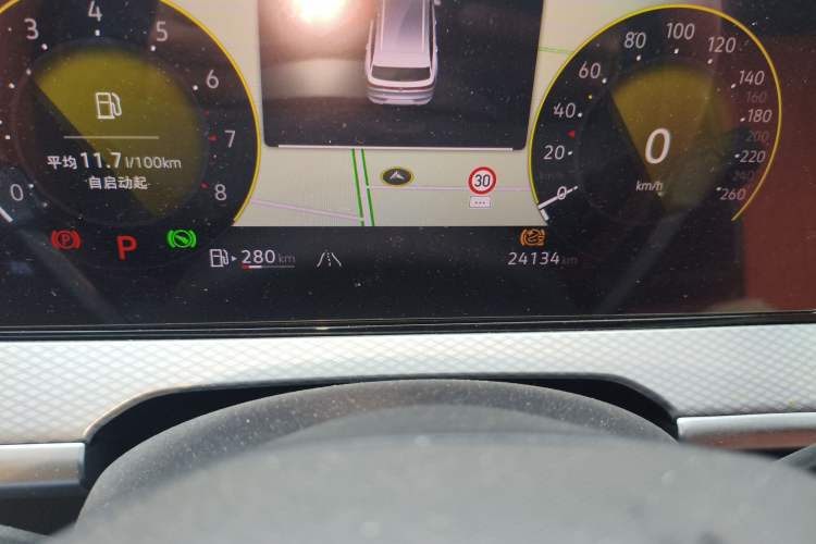 Used Volkswagen Tavendor 2024 380TSI All-Wheel-Drive R-Line Cruise Premium Edition Odometer Close Up