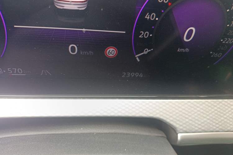 Used Volkswagen Tavendor 2024 380TSI All-Wheel Drive R-Line Cruise Edition Odometer Close Up