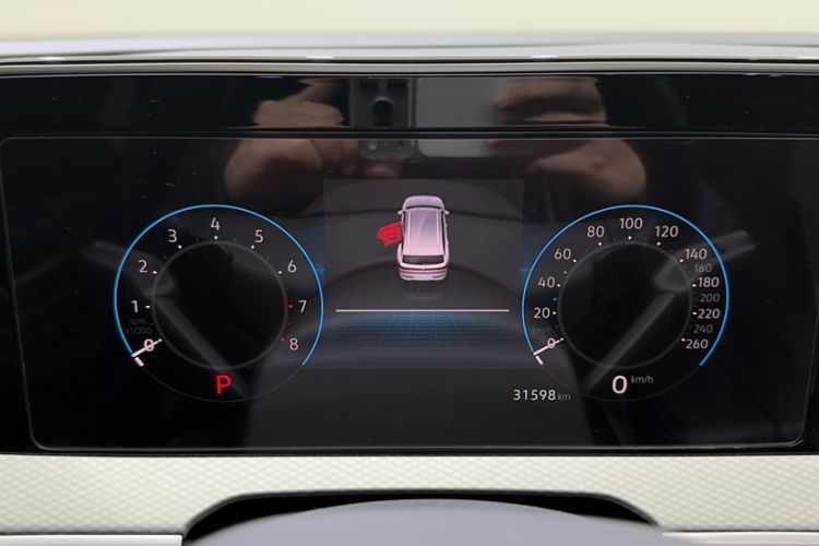 Used Volkswagen Tavendor 2024 380TSI All-Wheel Drive R-Line Cruise Edition Odometer Close Up