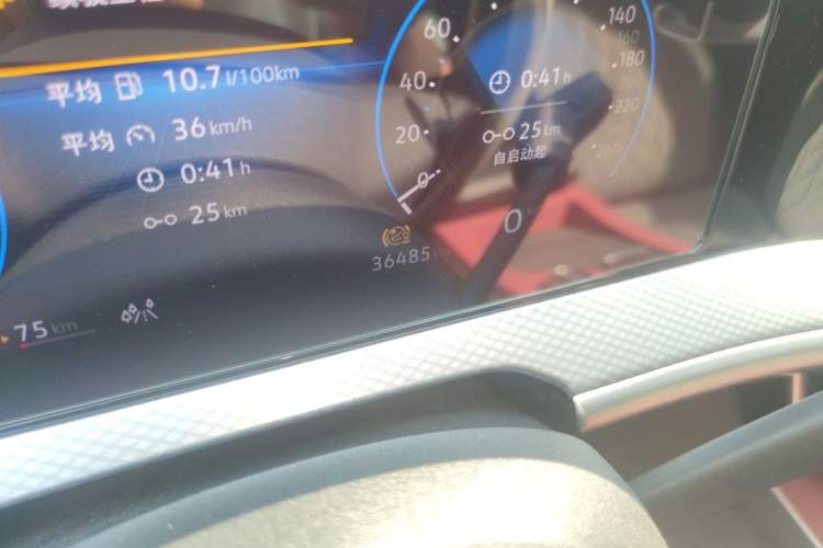 Used Volkswagen Tavendor 2024 380TSI All-Wheel Drive R-Line Cruise Edition Odometer Close Up