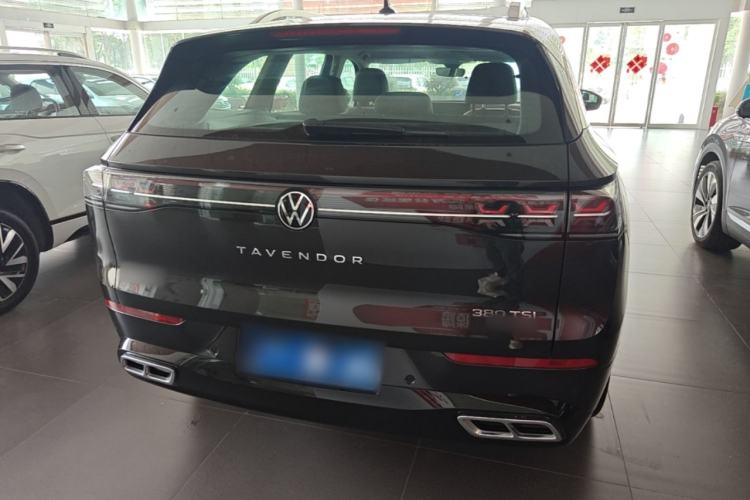 Used Volkswagen Tavendor 2024 380TSI All-Wheel Drive R-Line Cruise Edition Rear