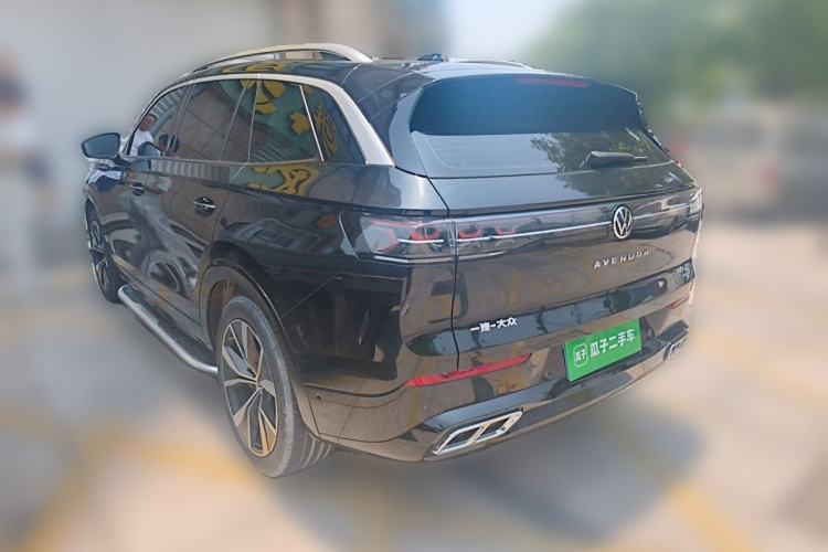 Used Volkswagen Tavendor 2024 380TSI All-Wheel-Drive R-Line Ambition Edition Rear Left 45 Deg