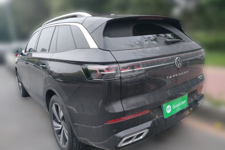 Used Volkswagen Tavendor 2024 380TSI All-Wheel Drive R-Line Cruise Edition Rear Left 45 Deg