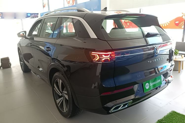 Used Volkswagen Tavendor 2024 Facelifted 380TSI All-Wheel Drive R-Line Cruise Premium Edition Rear Left 45 Deg