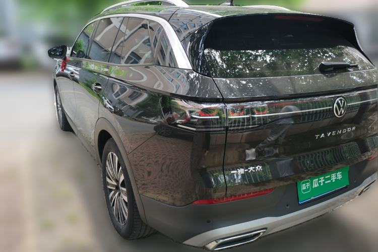 Used Volkswagen Tavendor 2024 330TSI Luxury Touring - All-Inclusive Edition Rear Left 45 Deg