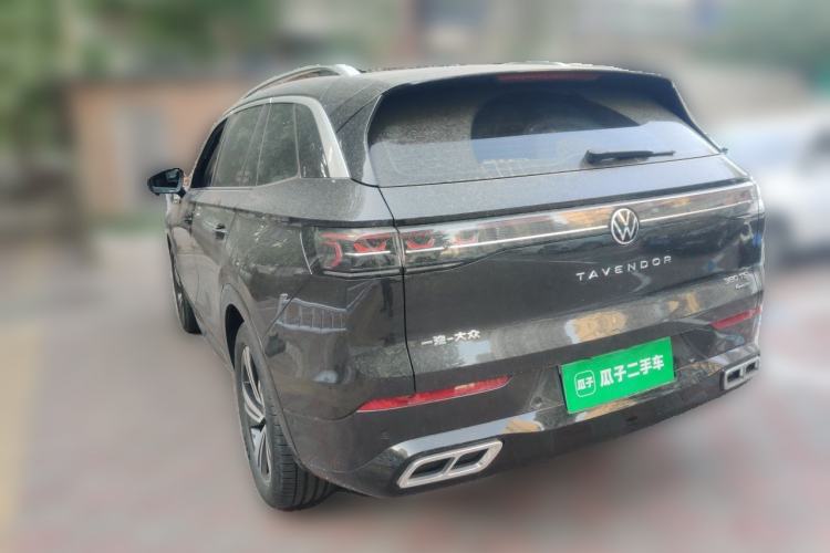 Used Volkswagen Tavendor 2024 380TSI All-Wheel Drive R-Line Cruise Edition Rear Left 45 Deg
