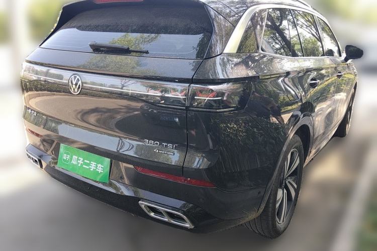 Used Volkswagen Tavendor 2024 380TSI All-Wheel Drive R-Line Cruise Edition Rear Right 45 Deg