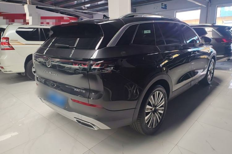Used Volkswagen Tavendor 2024 330TSI Luxury Touring - All-Inclusive Edition Rear Right 45 Deg