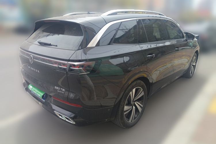 Used Volkswagen Tavendor 2024 380TSI All-Wheel Drive R-Line Cruise Edition Rear Right 45 Deg