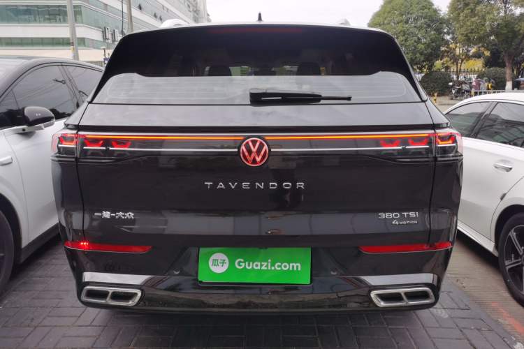 Used Volkswagen Tavendor 2024 Facelifted 380TSI All-Wheel Drive R-Line Cruise Premium Edition Rear
