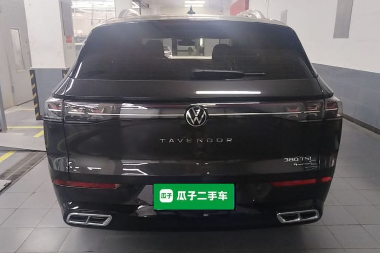 Used Volkswagen Tavendor 2024 380TSI All-Wheel-Drive R-Line Cruise Premium Edition Rear