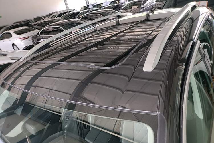 Used Volkswagen Tavendor 2024 380TSI All-Wheel-Drive R-Line Cruise Premium Edition Roof