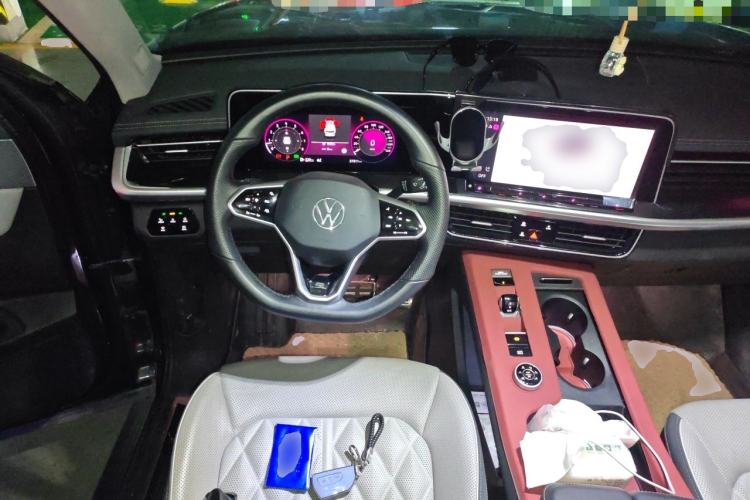 Used Volkswagen Tavendor 2024 380TSI All-Wheel Drive R-Line Cruise Edition Steering Wheel