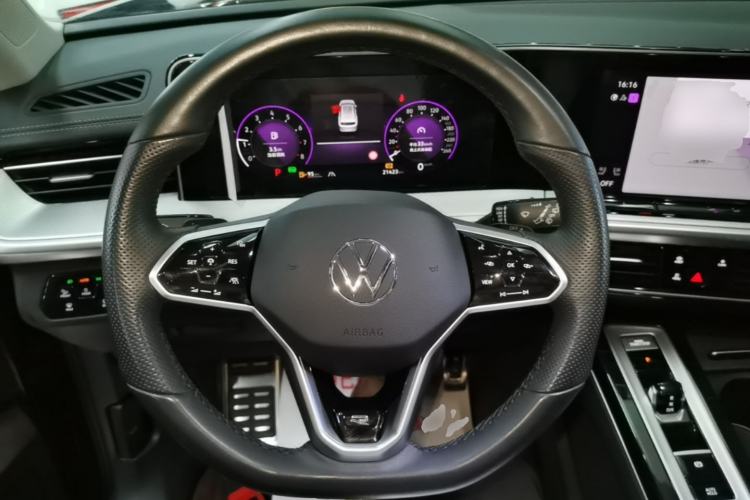 Used Volkswagen Tavendor 2024 380TSI All-Wheel Drive R-Line Cruise Edition Steering Wheel
