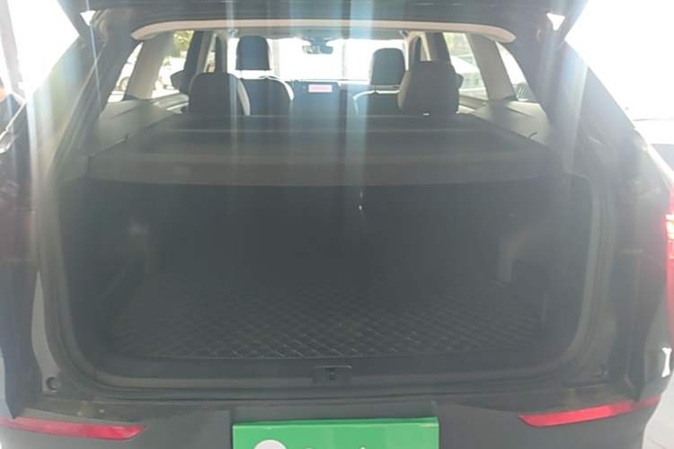 Used Volkswagen Tavendor 2024 330TSI Luxury Touring Edition Trunk