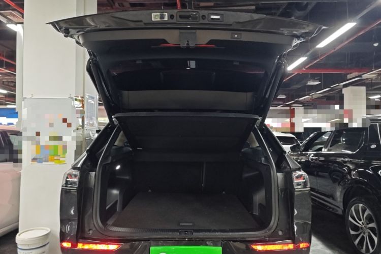 Used Volkswagen Tavendor 2024 380TSI All-Wheel Drive R-Line Cruise Edition Trunk