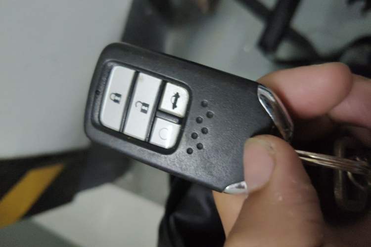 Used Volkswagen Tavendor 2024 380TSI All-Wheel-Drive R-Line Ambition Edition Vehicle Key