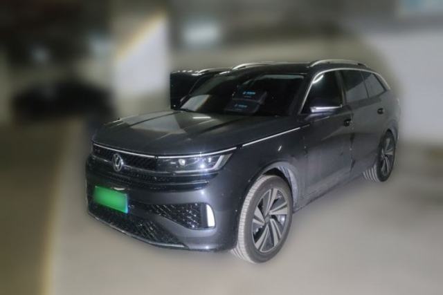 Used Volkswagen Tavendor 2024 Facelifted 380TSI All-Wheel Drive R-Line Cruise Premium Edition