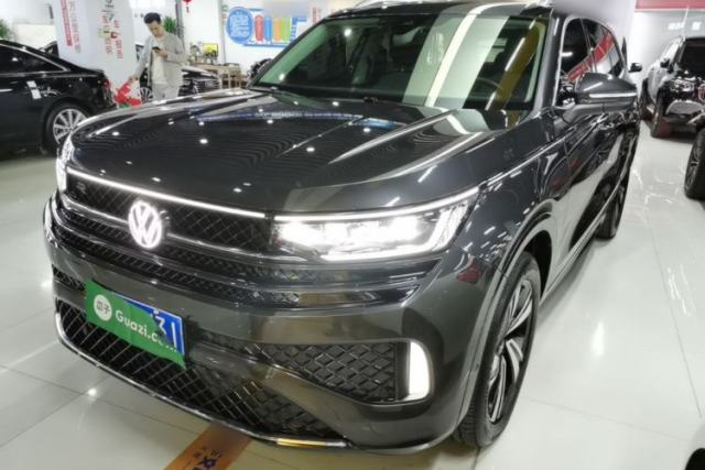 Used Volkswagen Tavendor 2024 380TSI All-Wheel Drive R-Line Cruise Edition