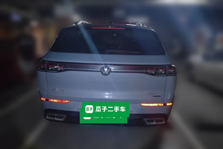Used Volkswagen Tavendor 2024 380TSI All-Wheel-Drive R-Line Ambition Edition Rear