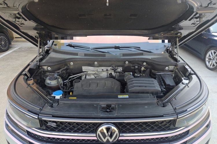 Used Volkswagen Tavendor 2024 380TSI All-Wheel-Drive R-Line Cruise Premium Edition Engine Bay