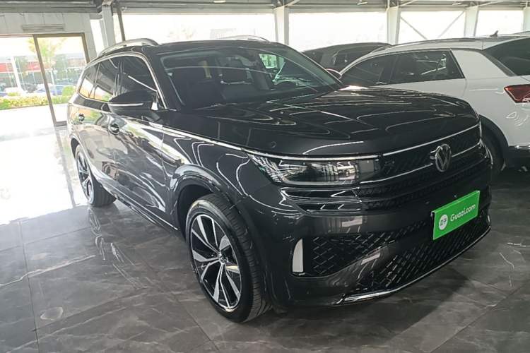 Used Volkswagen Tavendor 2024 380TSI All-Wheel-Drive R-Line Journey Shared Enjoyment Model Exterior 1