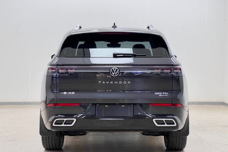 Used Volkswagen Tavendor 2024 380TSI All-Wheel-Drive R-Line Cruise Premium Edition Exterior 1