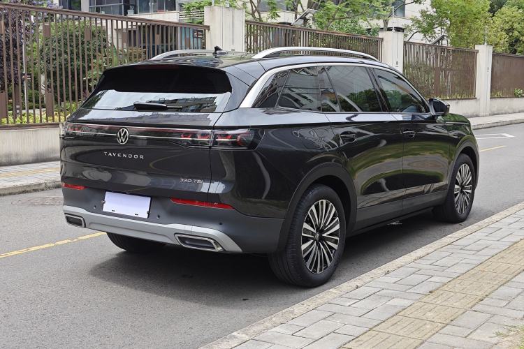 Used Volkswagen Tavendor 2024 330TSI Luxury Touring Edition Exterior 7