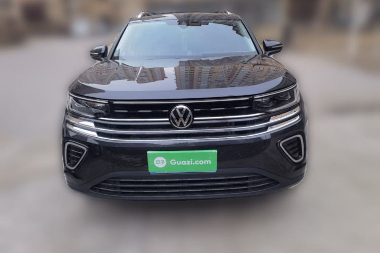 Used Volkswagen Tavendor 2024 330TSI Luxury Touring Edition Front